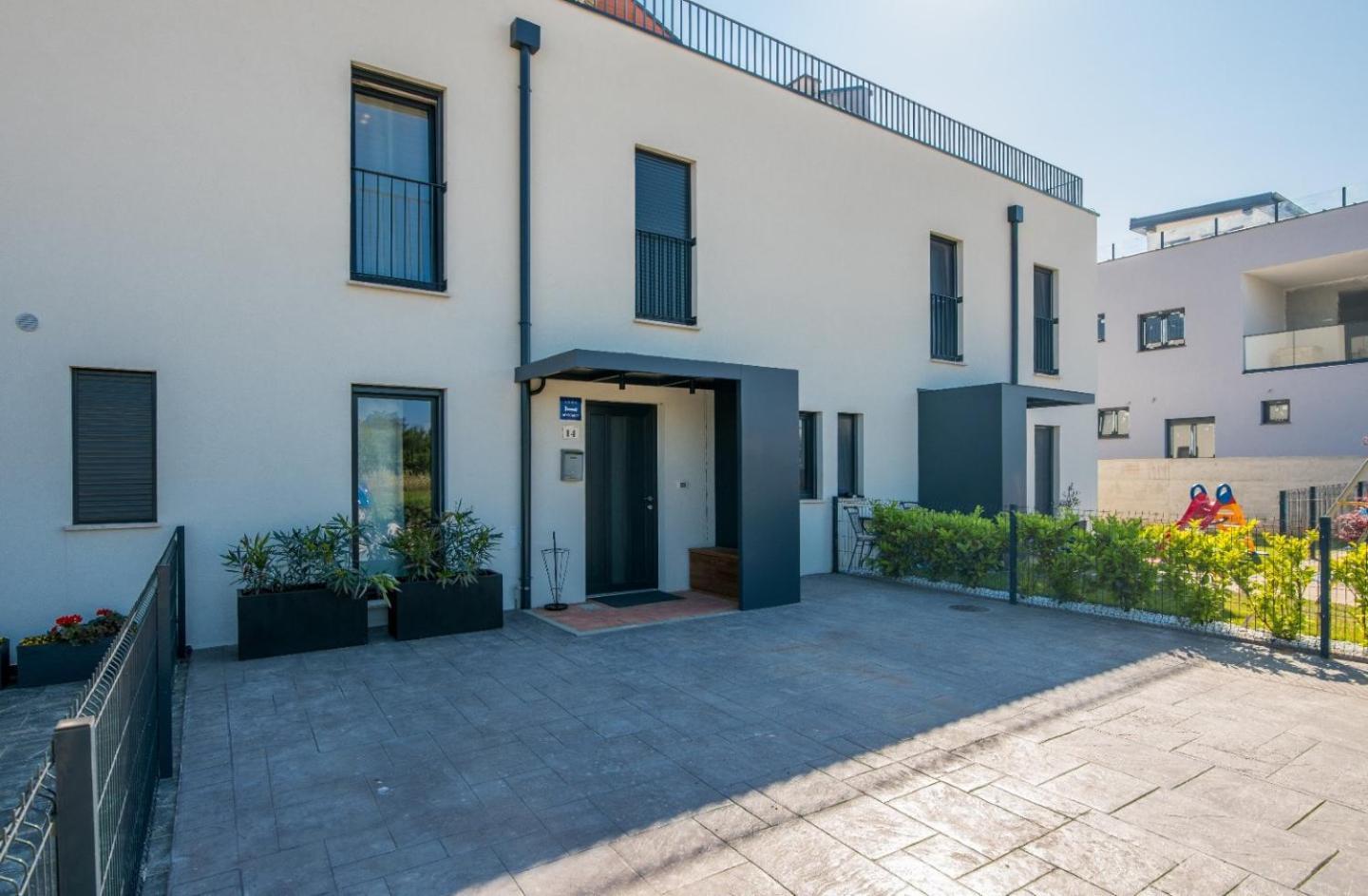 Casa Rose Villa Novigrad  ภายนอก รูปภาพ